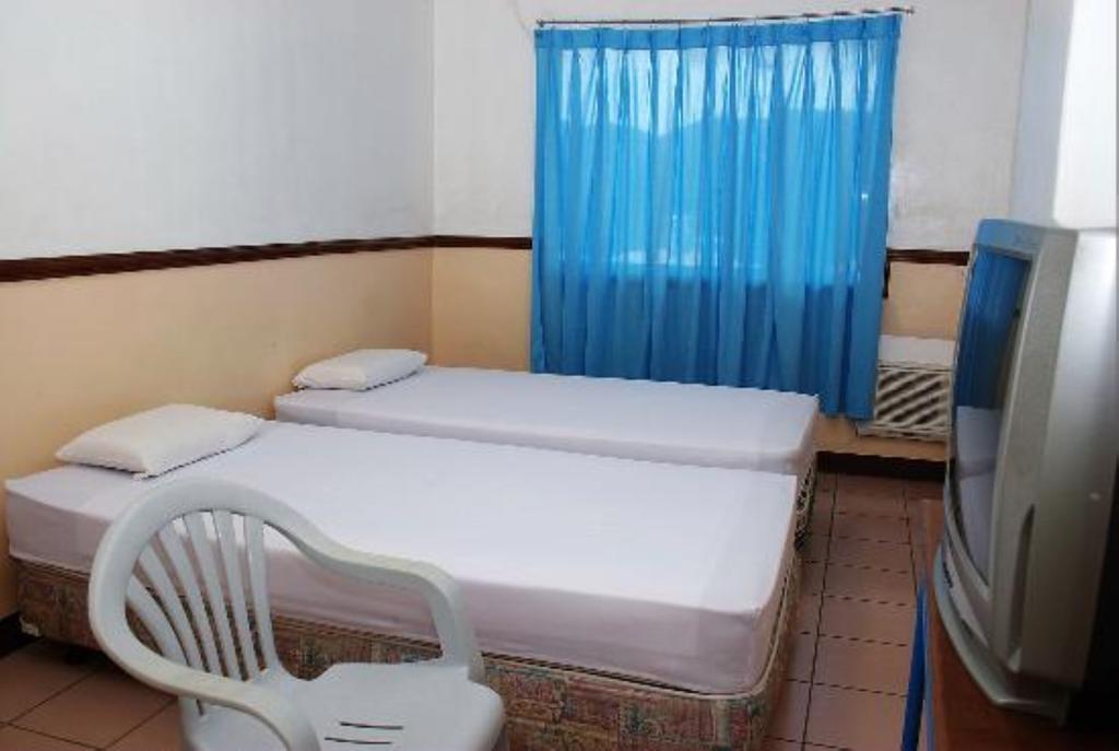 Gv Hotel - Maasin Kültér fotó