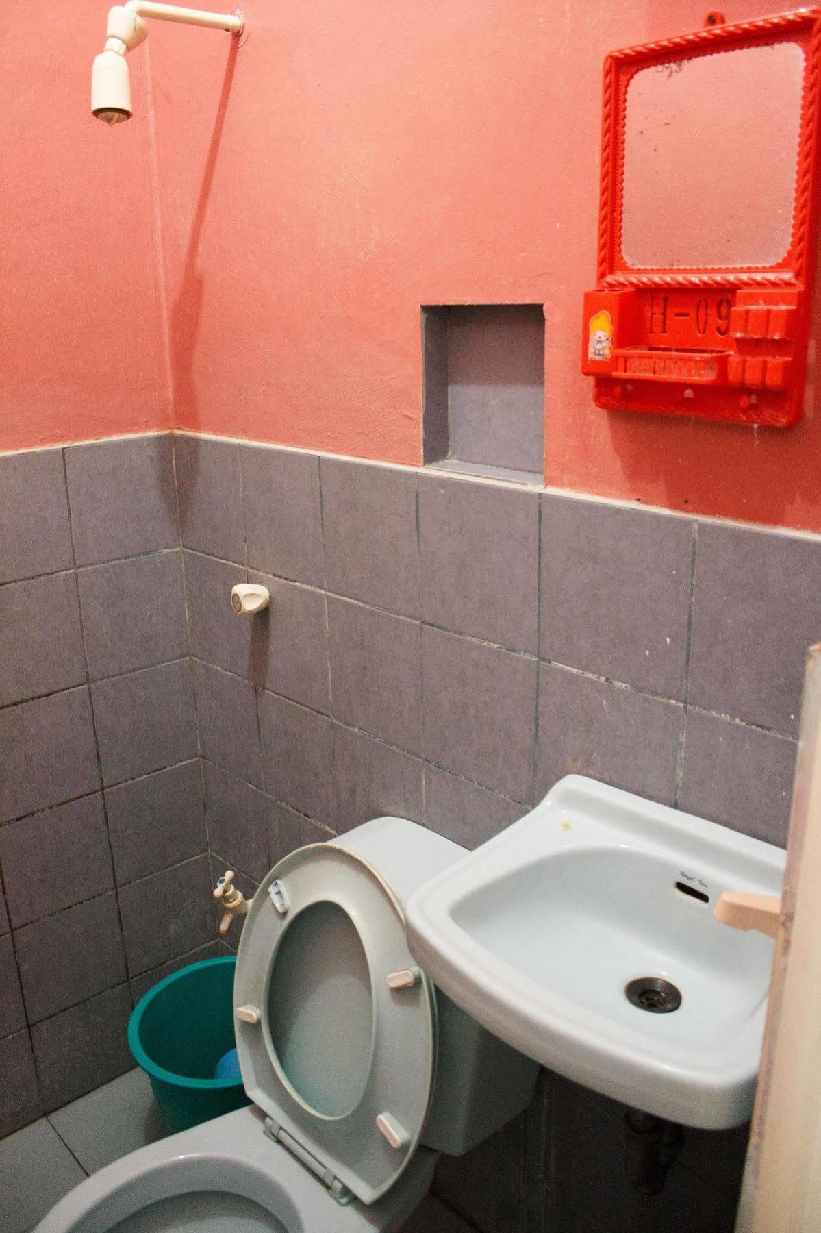 Gv Hotel - Maasin Maasin  Kültér fotó